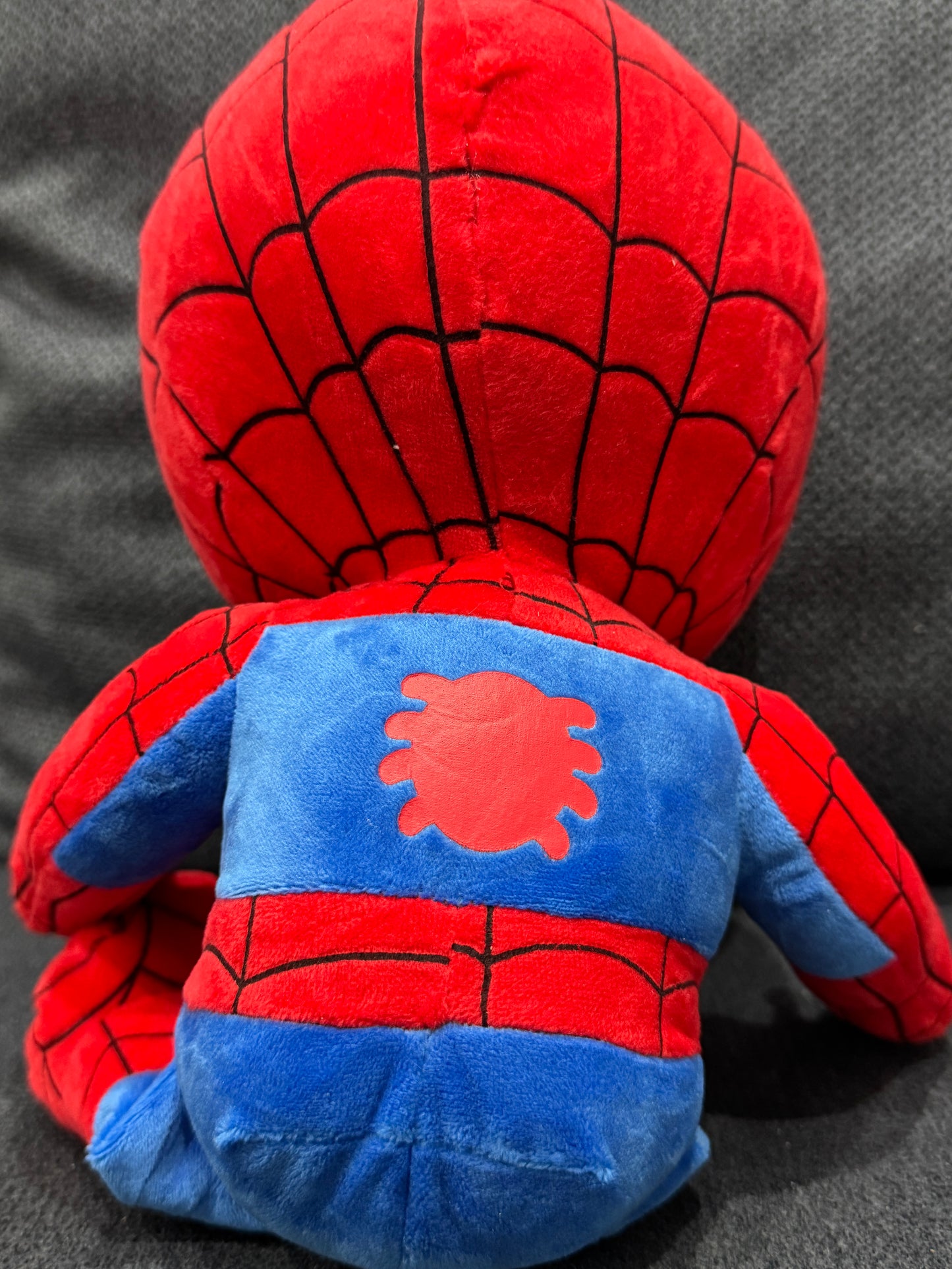 Plyšový Spiderman