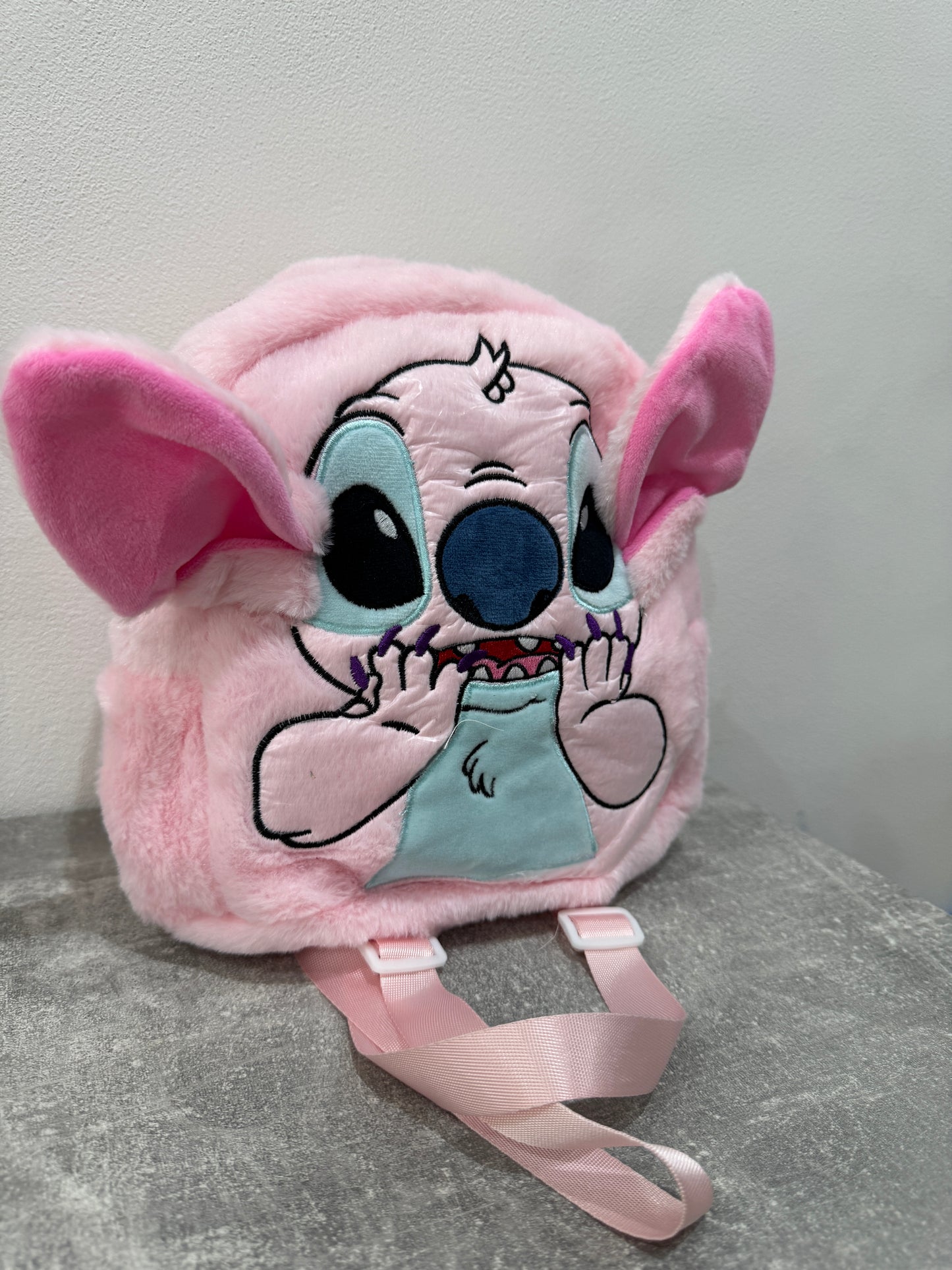 Plyšový Ruksak Stitch