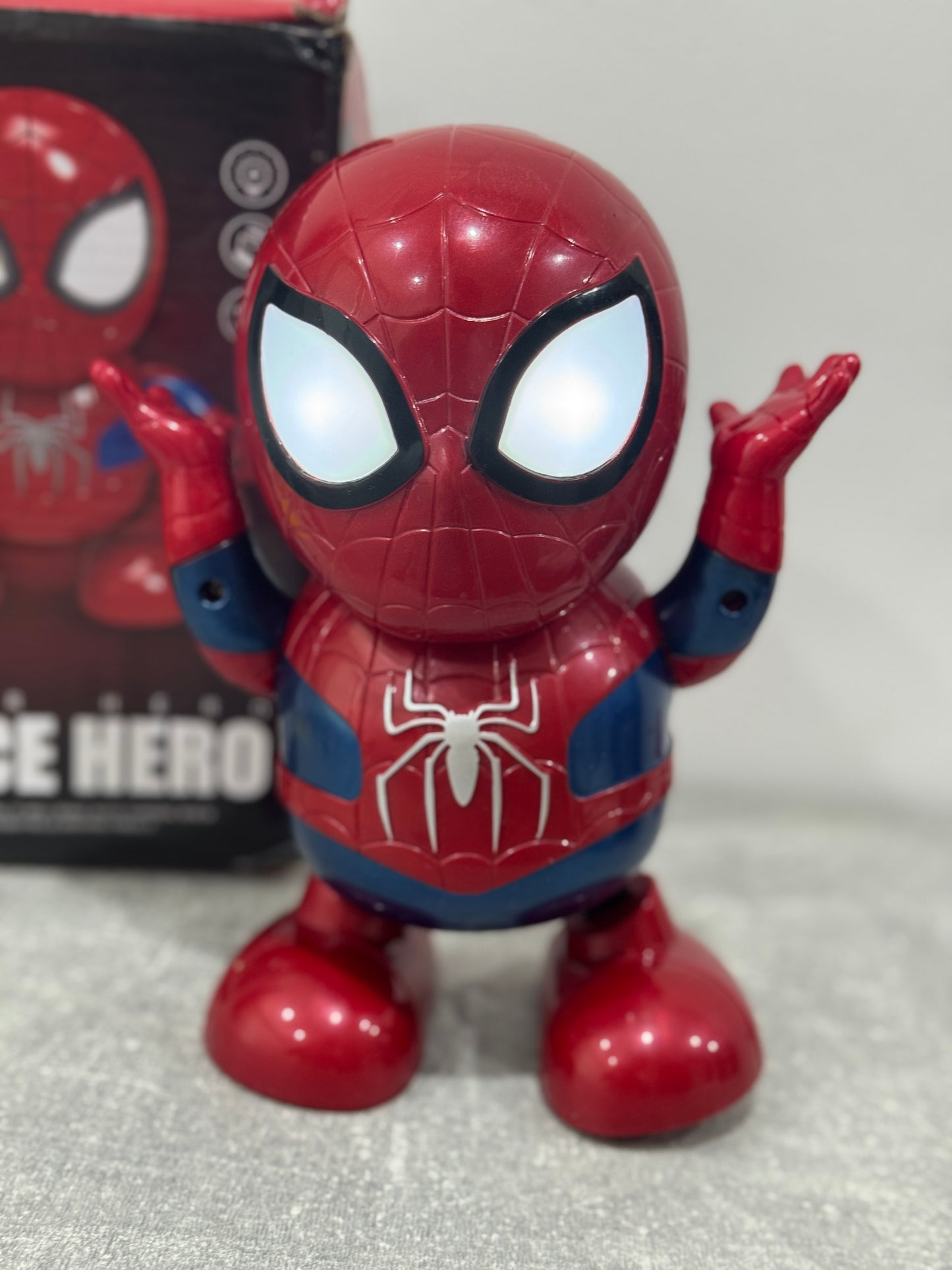 🕺 Tancujúci Spider-Man